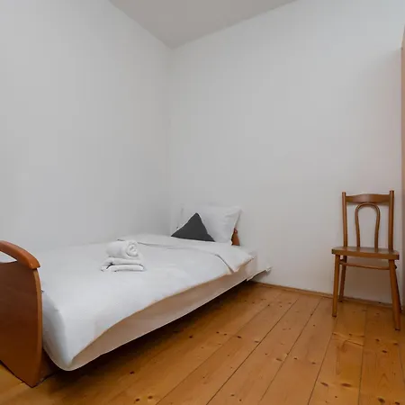Appartement Gorka Narodowa Homely By Bookinghost Krakau